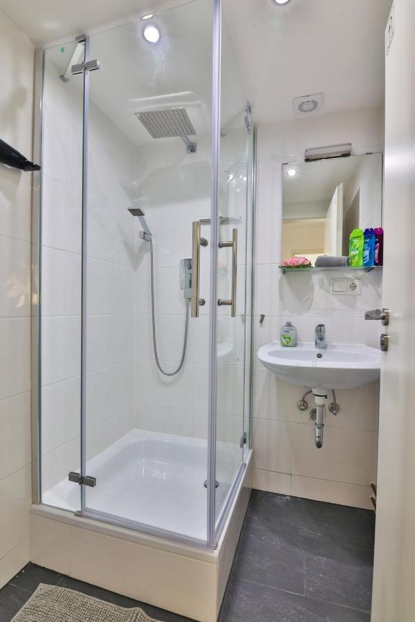 Moderne Praktische Ferienwohnung Am See Fewo3 Lechbruck Exteriör bild
